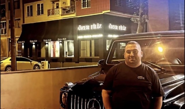 Bursa'da kahvehaneden çıktıktan sonra vurulan galerici hayatını kaybetti