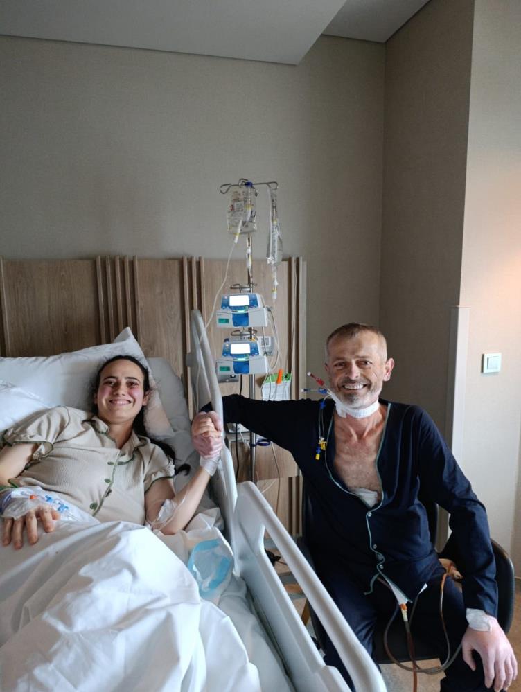 Bursa'da Kızı Babasına Can Verdi: Karaciğer Nakli Başarıyla Gerçekleşti