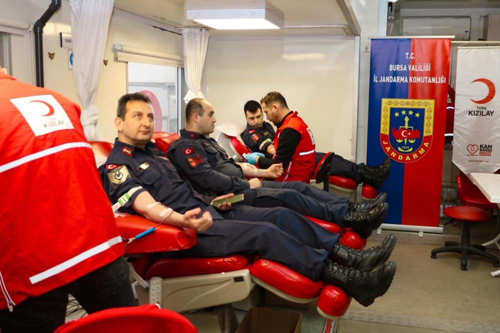 Bursa İl Jandarma Komutanlığı'ndan Kan Bağışı Destek Çalışması