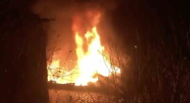 Bursa'da 2 katlı ev alevlere teslim oldu