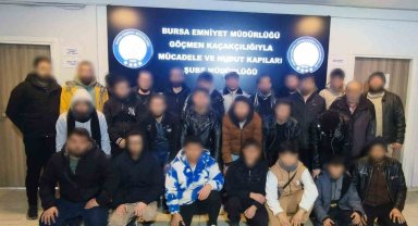 Bursa'da göçmen kaçakçılığına darbe: 29 yabancı uyruklu şahıs yakalandı