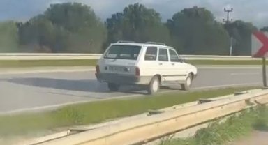 Bursa'da ters şeritten ilerleyen araç tehlike saçtı