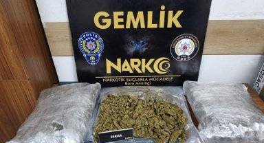 Bursa'da zehir tacirine büyük darbe: 3,7 kilo esrar ele geçirildi
