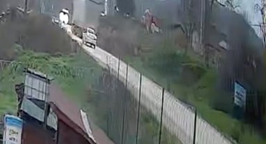 Bursa'daki kaza güvenlik kamerasında