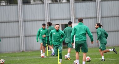 Bursaspor'da Kırklarelispor mesaisi sürüyor