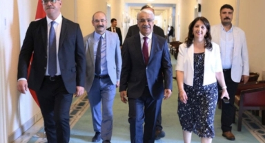 DEM Parti Heyeti İmralı Adası'na Gitti