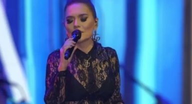 Demet Akalın'dan Nostalji Paylaşımı