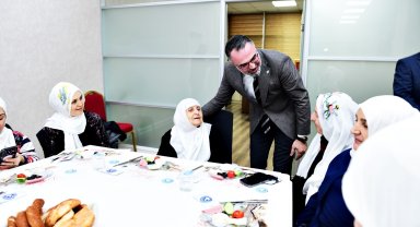 Derekızıklı kadınlardan Mihalgazi'ye destek