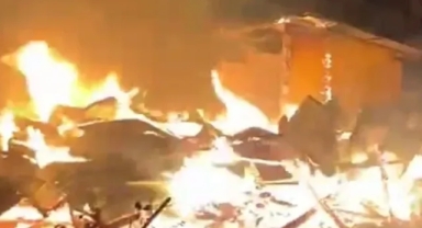 Emekli Polis Alev Alev Yanan Evde Can Verdi