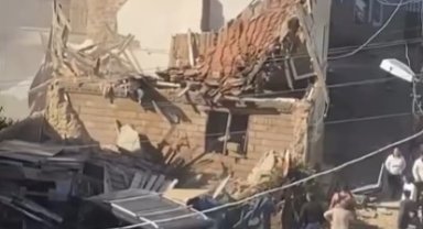 Gemlik'te metrik bina çöktü