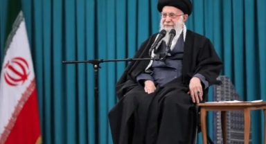 İsrail İran'a Saldırı Başlattı: Hamaney Güvenli Lokasyonda