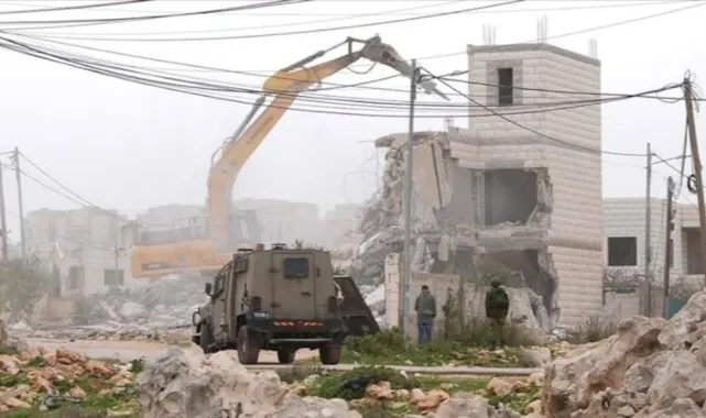 İsrail Ordusu El Halil’de Çocukların Futbol Sahası İçin Yıkım Emri Verdi