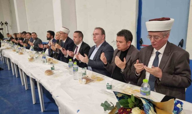 Kozlukebir Domruköy'de yüzlerce kişi iftarda buluştu