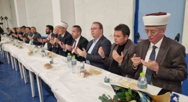 Kozlukebir Domruköy'de yüzlerce kişi iftarda buluştu