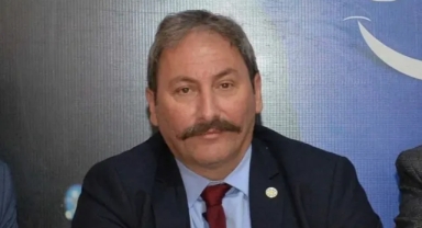 Mehmet Tolga Akalın İYİ Parti'den İstifa Etti