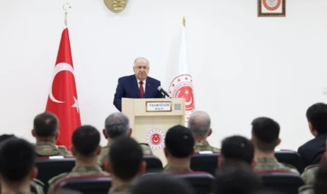 Milli Savunma Bakanı Yaşar Güler Kilis’te Hudut Tugay Komutanlığını Ziyaret Etti