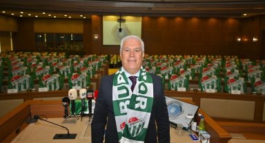 Mustafa Bozbey Portekiz'den seslendi: "Biz şampiyon olacağız"