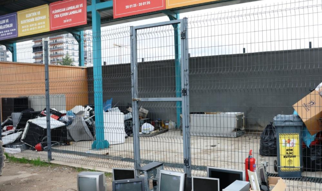 Nilüfer'de Elektronik Atıkları Güvenle Geri Dönüşüme Kazandırıyor