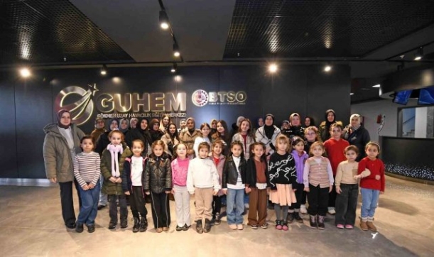Osmangazi'den kadın ve kız çocuklarına bilim dolu gün