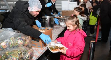 Osmangazi'de gönülleri buluşturan iftar programı