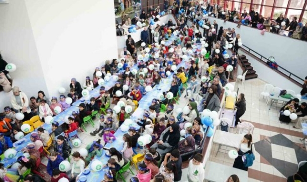 Yıldırım'da minikler için iftar vakti