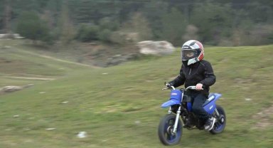 2 yaşında bisiklete binince, hedefini büyüttü