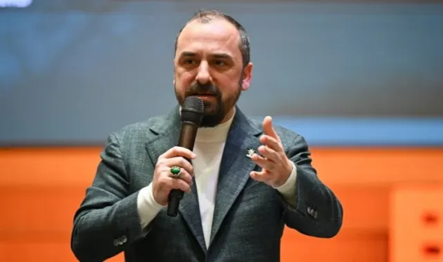 AK Parti Anketlerde CHP'nin 10 Puan Önünde