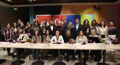 Başkan Mustafa Bozbey, gençlere sahur yaptı