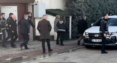 Bursa Büyükşehir Belediye Başkanı Bozbey gözaltına alındı