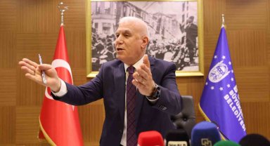 Bursa Büyükşehir Belediye Başkanı Bozbey: "20 senedir yapılmamış hizmetleri yapıyoruz"