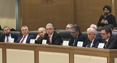 Bursa Büyükşehir Belediye Meclisi'nde Mudanya İmar Planı Tartışması