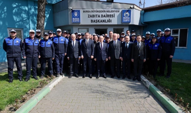 Bursa Büyükşehir Belediyesi Bayramda Vatandaşların Yanında