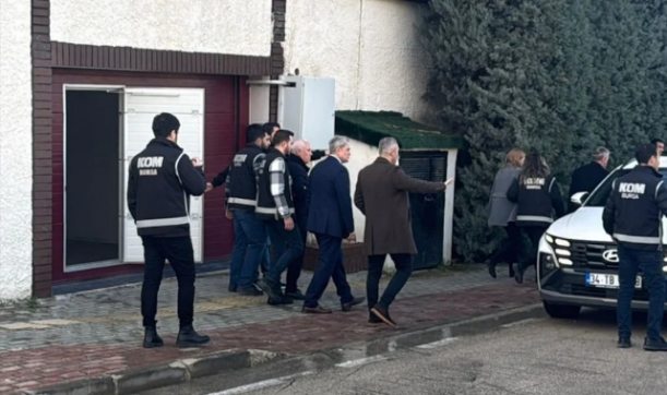 Bursa’da Aile Temelli Rüşvet ve Yolsuzluk Soruşturması