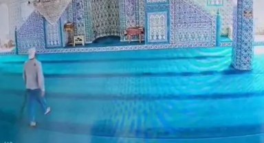 Bursa Mudanya'da Camilerde Ses Sistemi Vandalizmi