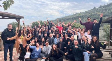 Bursa Uludağ Üniversitesi Güzel Sanatlar Fakültesi'nde tiyatro günü