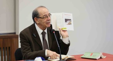 Bursa'da felsefe söyleşilerine yoğun ilgi