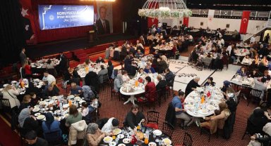 Bursa'da koruyucu aileler iftar sofrasında buluştu