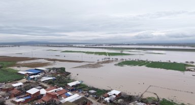 Bursa'da tarım arazileri sular altında kaldı