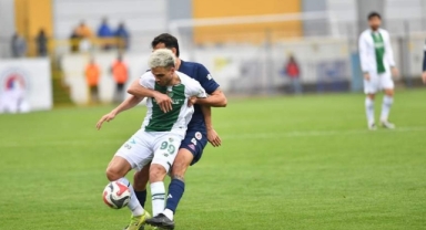 Bursaspor deplasmanda 2 puan bıraktı! Fethiyespor ile berabere kaldı