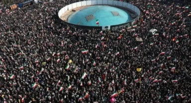 Donald Trump’tan Mücteba Hamaney Mitingi İçin “Yapay Zeka” İddiası