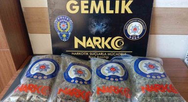 Gemlik'te uyuşturucu tacirlerine operasyon