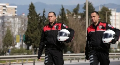 İkiz Polisler Aynı Yunus Timinde Görev Yapıyor