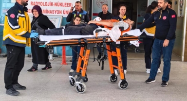 İnegöl'de Fabrika Kazası: Genç İşçi Elini Makineye Kaptırdı