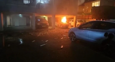 İran İsrail Savaşı Şiddetleniyor: Tel Aviv'i Füzeler Aydınlatıyor