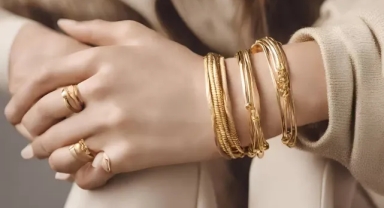 İranlı Kadınlardan Devlete Altın Desteği