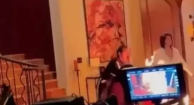 Katy Perry Klip Çekiminde Yangın Faciası Atlattı