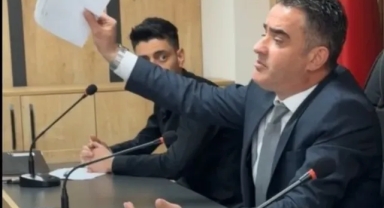 Koçarlı Belediye Meclisi’nde küfürlü tartışma