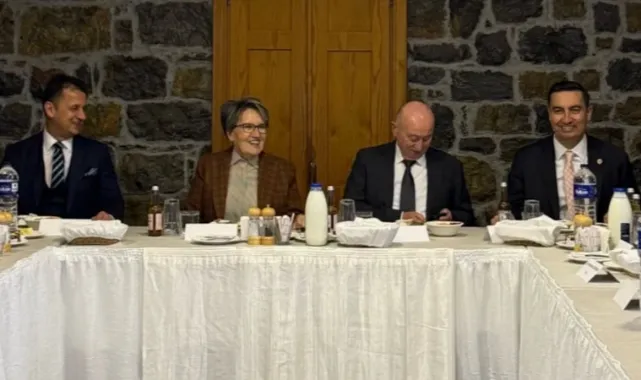 Meral Akşener İftar programına katıldı 