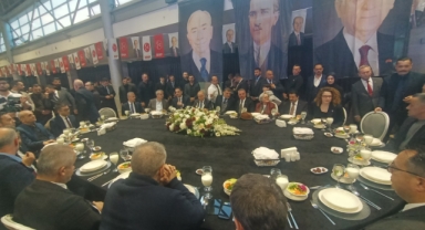 MHP Bursa İftarında Birlik Tablosu: Şehit Aileleri ve Vatandaşlar Aynı Sofrada