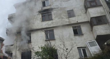 Mudanya'da apartmanda yangın paniği